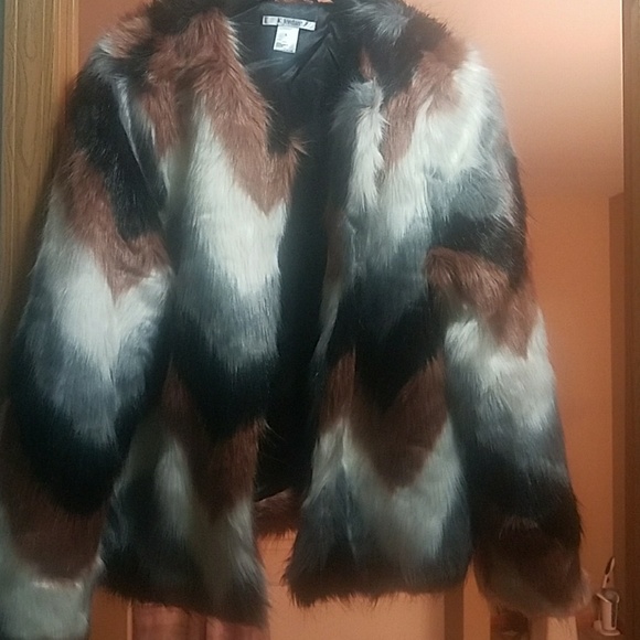 Faux Fur K.Jordan Jacket Chevron - Picture 1 of 1